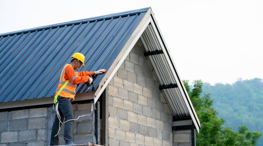 Expert Emergency Roof Repairs services in Severy, KS